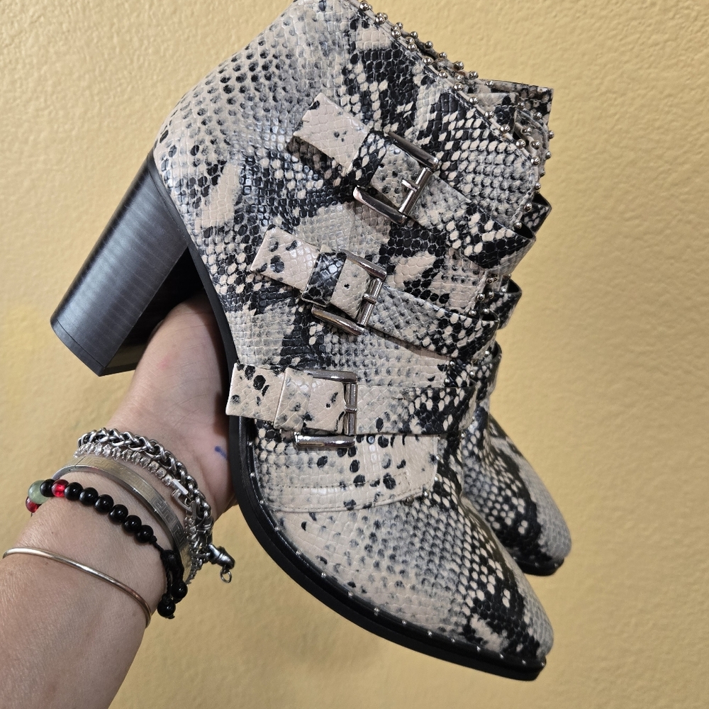 Steve Madden Stylish Snake Print Ankle Boots